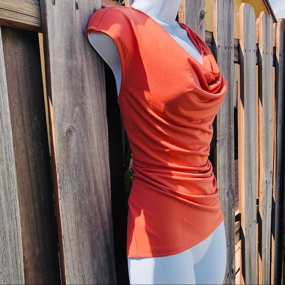 ❤️ Coral Drappy Blouse by Michael Kors Size Medium - Picture 3 of 6